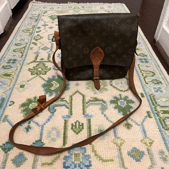 Louis Vuitton Flap Crossbody Bag AUTHENTIC - Picture 2 of 6